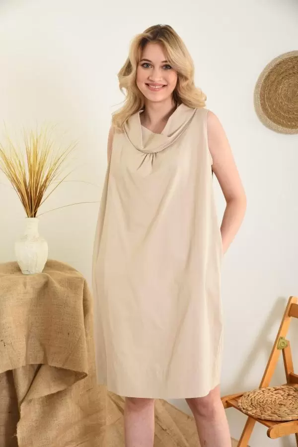 Yandan Cepli Dökümlü Yaka Bej Keten Kadın Elbise