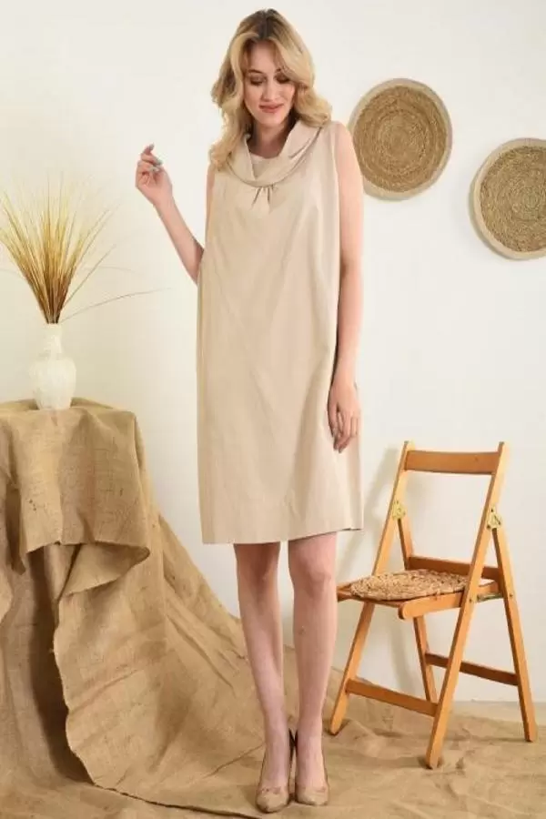 Yandan Cepli Dökümlü Yaka Bej Keten Kadın Elbise