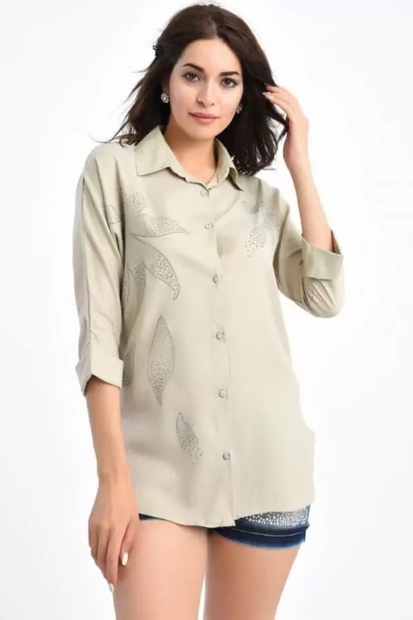 Yaprak Taş Dizili Kısa Kollu Bej Kadın Gömlek