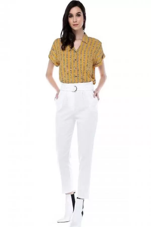 Yüksek Bel Tokalı Beyaz Bilek Kadın Pantolon