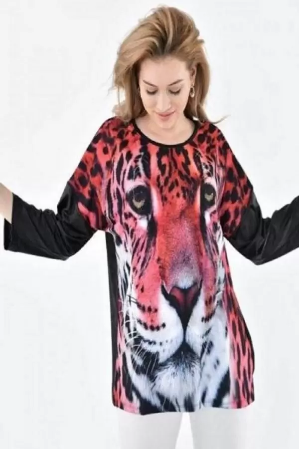 Yuvarlak Yaka Aslan Baskılı Kısa Kollu Kırmızı-Siyah Kadın Bluz