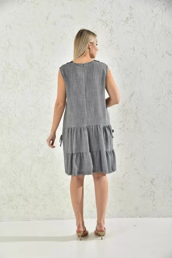 Yuvarlak Yaka Dantelli Salaş Kolsuz Füme Kadın Elbise