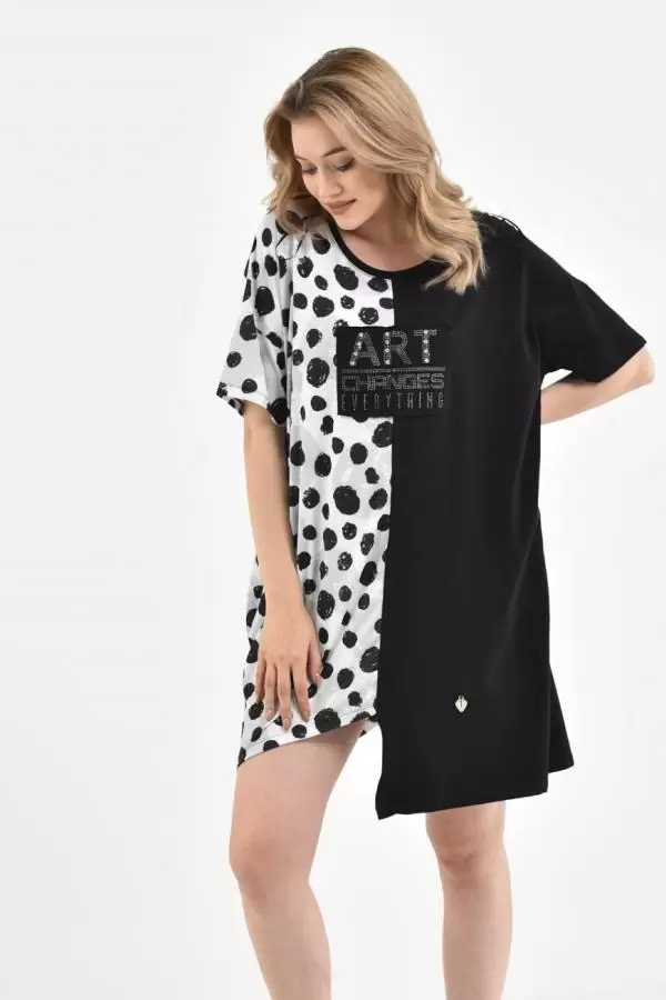 Yuvarlak Yaka Puantiyeli ve Taşlı Siyah-Beyaz Kadın Elbise